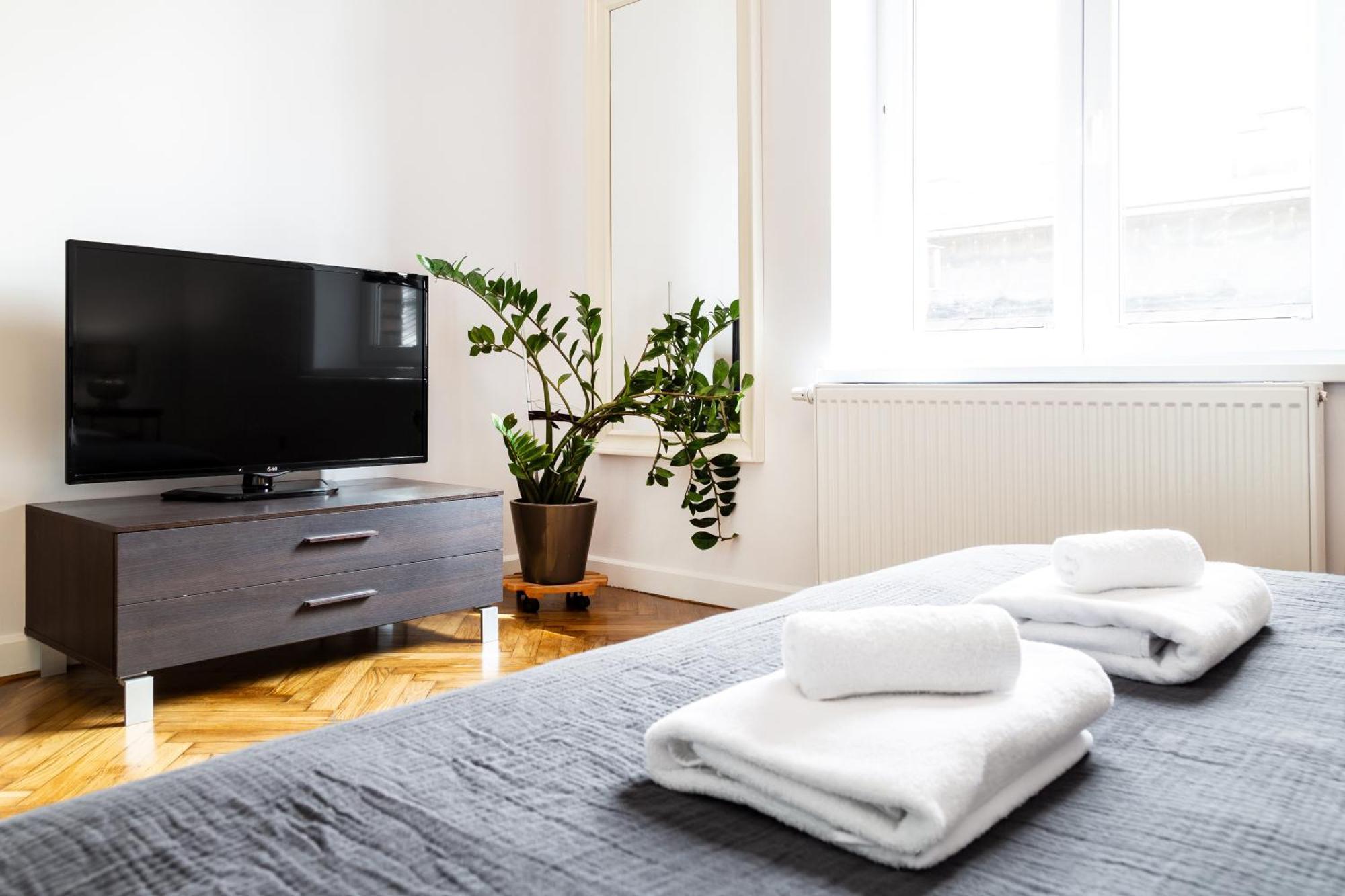 Househost Apartment: Jozefa 2/10 Cracovia Esterno foto
